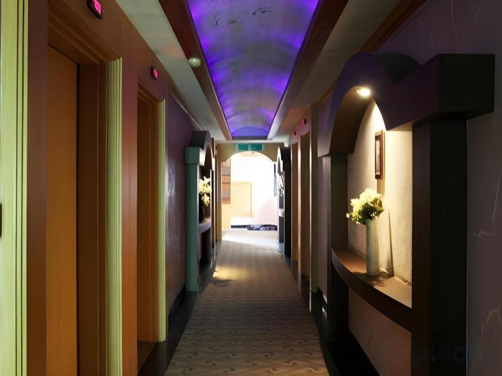 Valentine Hotel Goyang Exterior photo